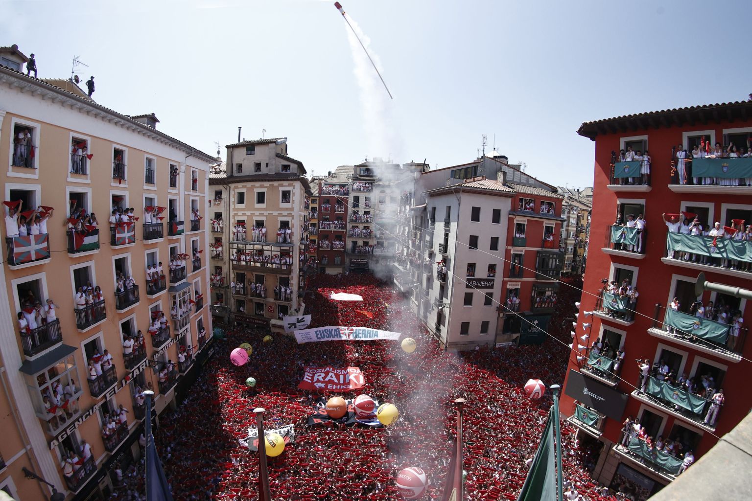chupinazo ayuntamiento 3
